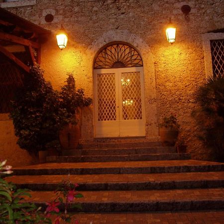 Hotel Il Cavalier D'Arpino Extérieur photo