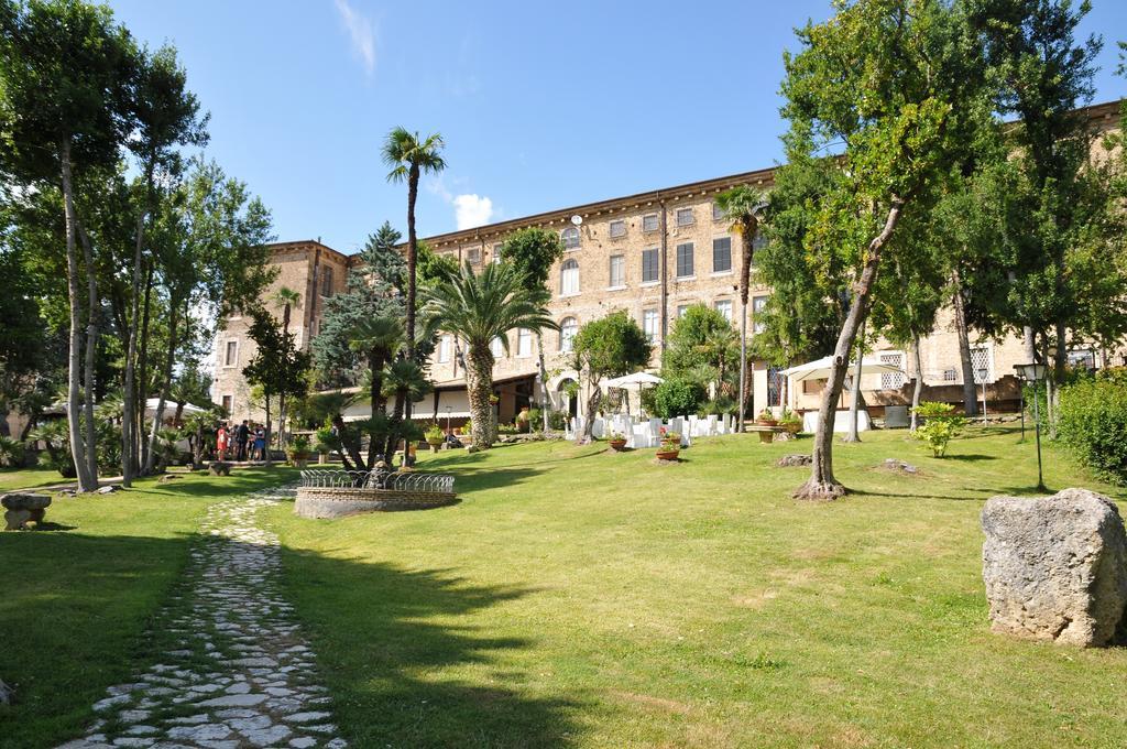 Hotel Il Cavalier D'Arpino Extérieur photo
