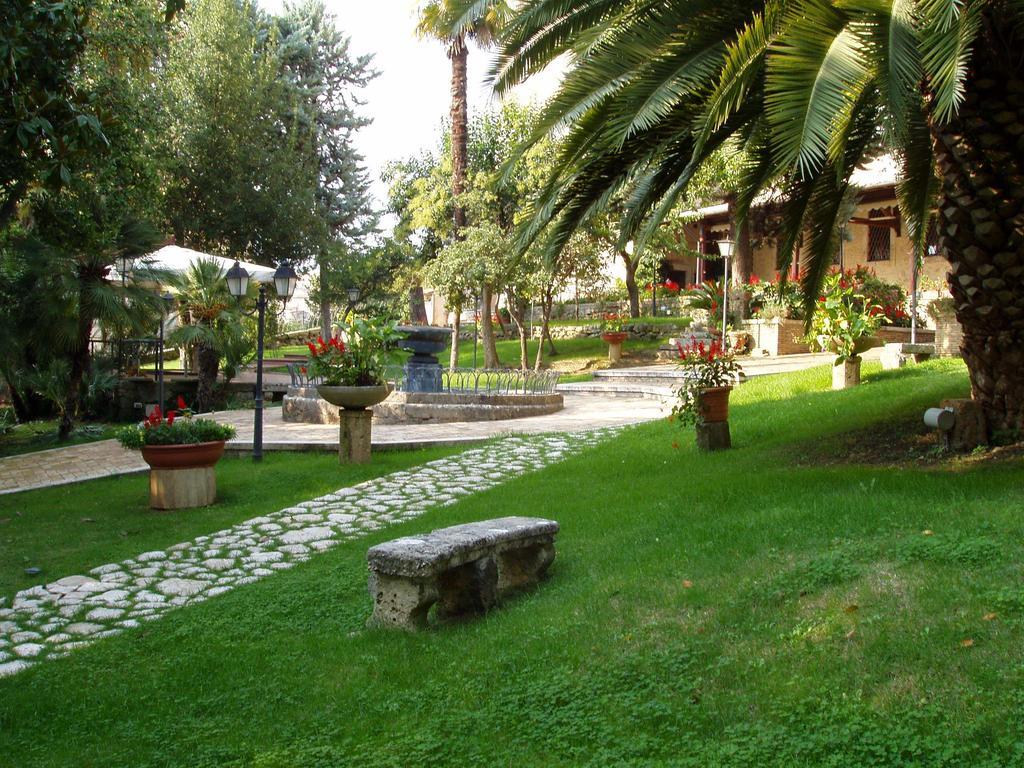 Hotel Il Cavalier D'Arpino Extérieur photo