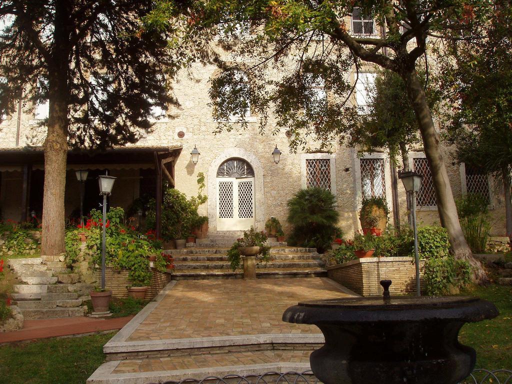 Hotel Il Cavalier D'Arpino Extérieur photo